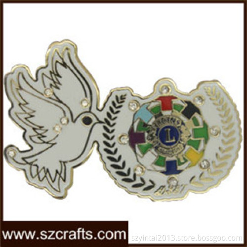 Hard enamel metal pin lions badge with diamond
